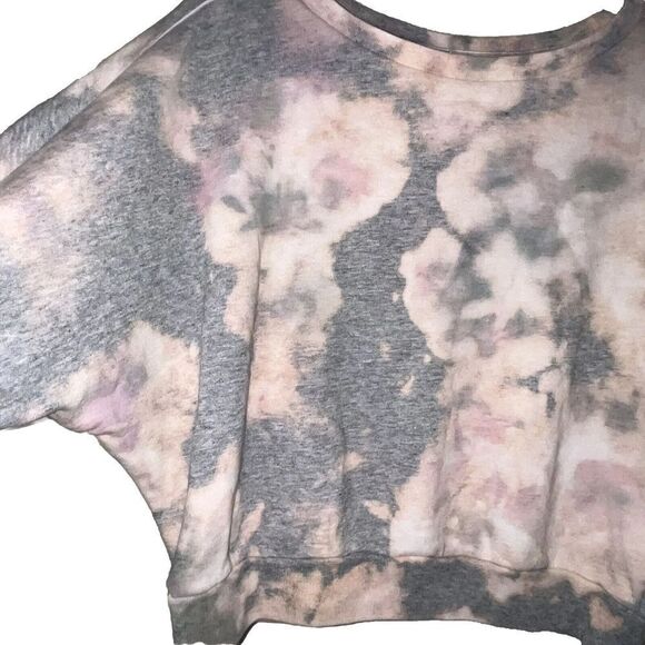 Levi’s Cropped Sweatshirt Wmn Sz L Gray Pink Tie Dye Long Sleeve Crew Hippie EUC - Picture 2 of 9